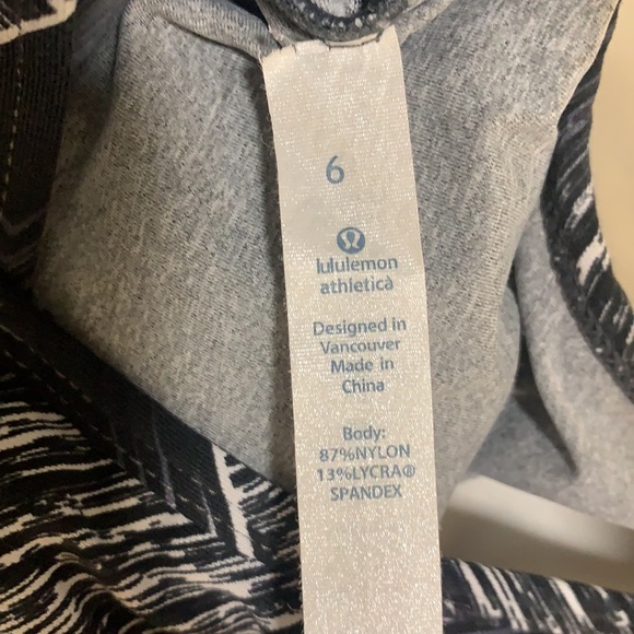 Lululemon workout top - Picture 4 of 4